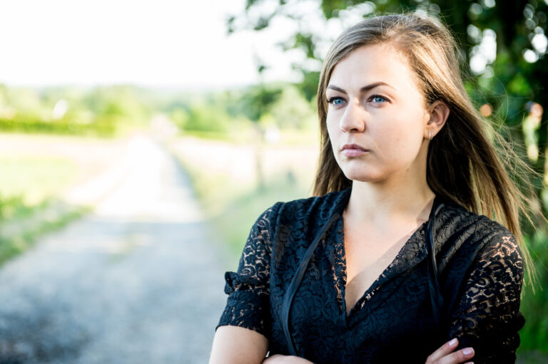 Frances Lefebure moest miskraam verwerken: “ik rouw daar nog altijd om”